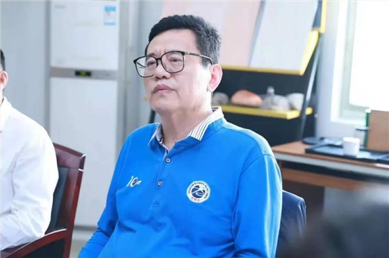 歡迎廣東涂協(xié)、經(jīng)銷商分會經(jīng)銷商代表蒞臨數(shù)碼彩指導(dǎo)