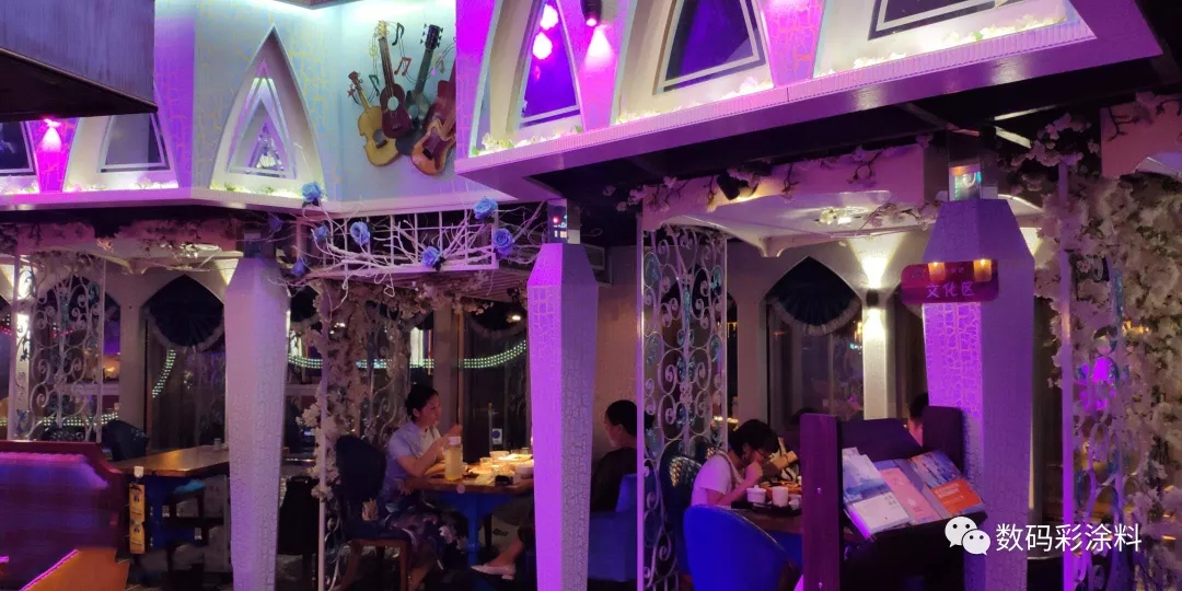 這座音樂餐吧，有一股誘惑靈魂的力量