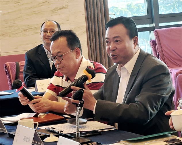 譜寫順德涂料新篇章 佛山涂協(xié)、順德涂料商會(huì)理事會(huì)成功舉辦