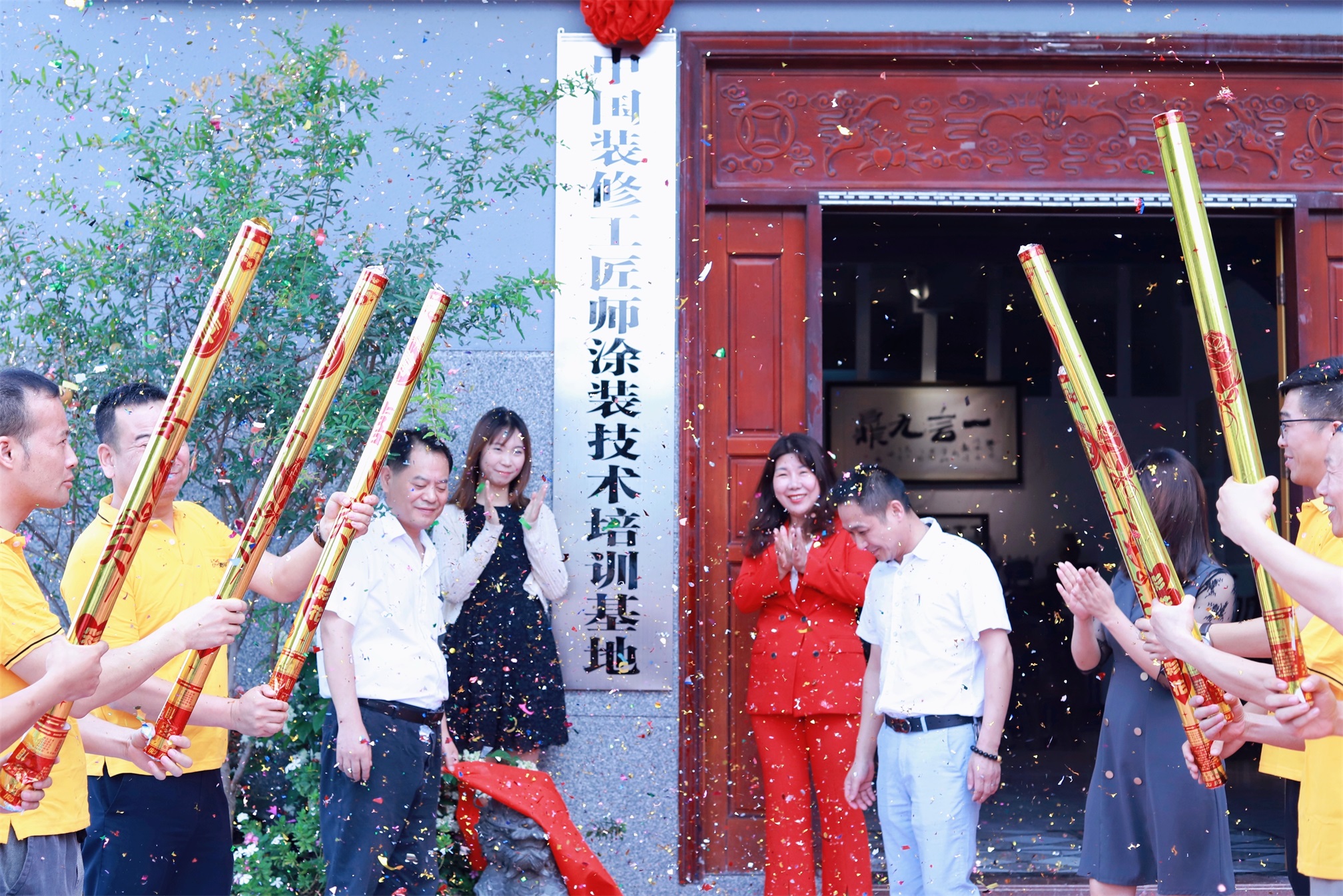 首個(gè)裝修工匠師培訓(xùn)基地在佛山數(shù)碼彩落地，6月18日首班開(kāi)班！