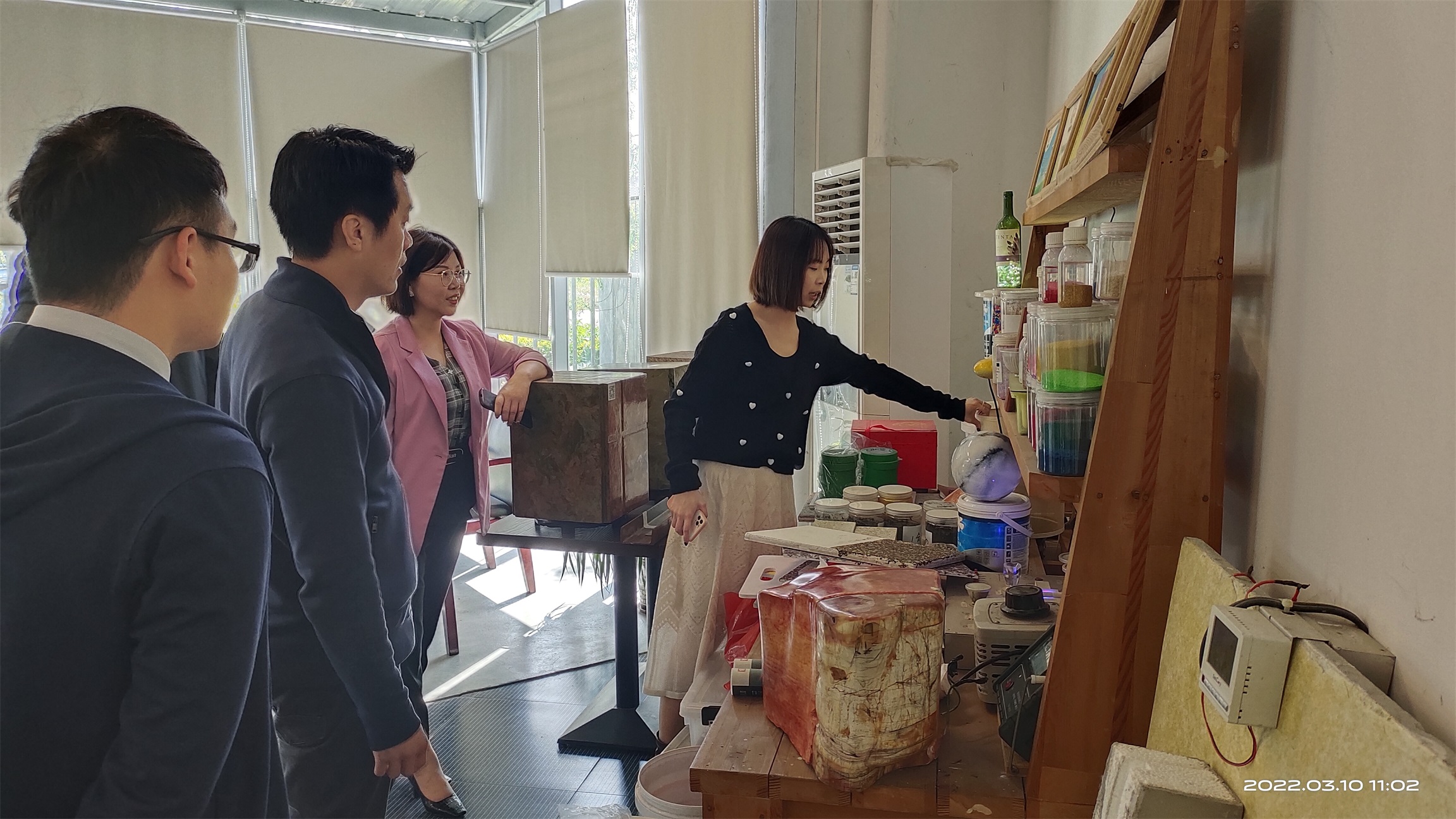 數(shù)碼彩要聞|杏壇鎮(zhèn)鎮(zhèn)長(zhǎng)到數(shù)碼彩企業(yè)走訪。